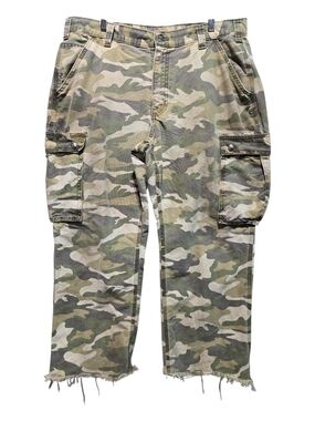 Carhartt Relaxed Fit Camouflage Cargo Pants Distressed See Photos For True Size